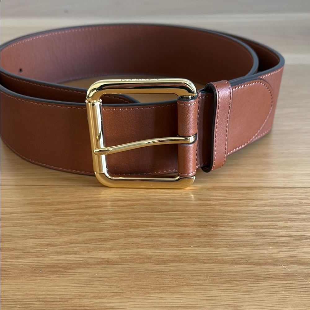 Gorgeous Ralph Lauren Cognac Leather Belt with Gold Buckle. EUC